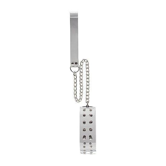 COLLAR CON ADORNOS DE METALES