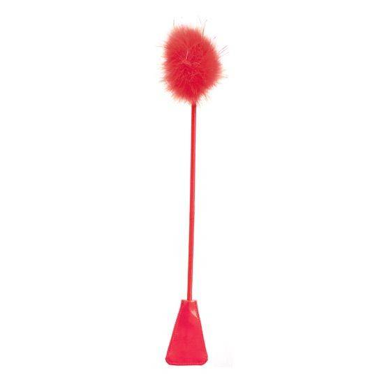 FETISH FANTASY FUSTA CON PLUMA ROJA