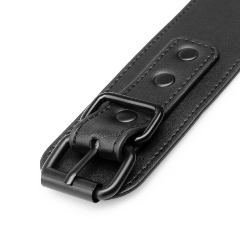 Set de Collar y esposas de muñeca Negro